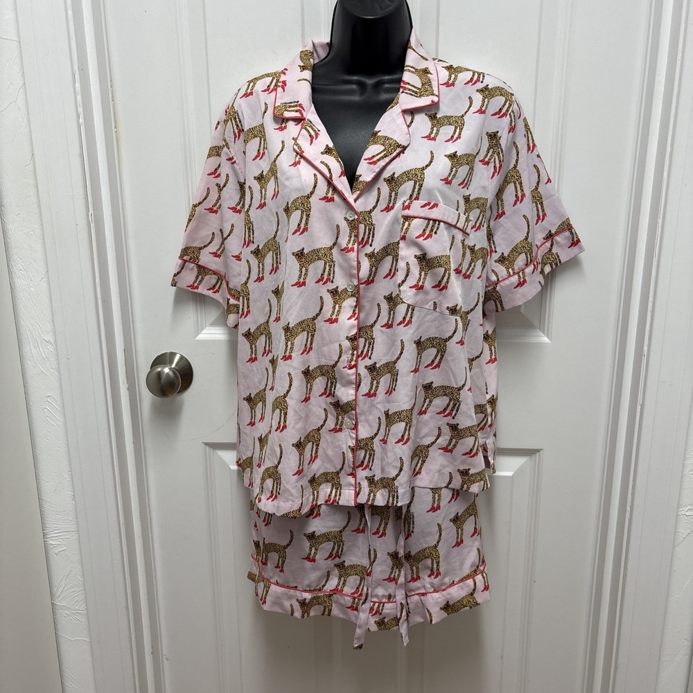 Bouffants Broken Hearts Pajama Set Women Pink Cheetah in Heels Top Shorts - XL‎